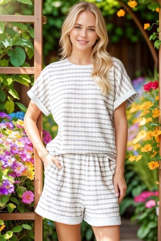 EP6844-10 JACQUARD STRIPE CASUAL SHORT PANT