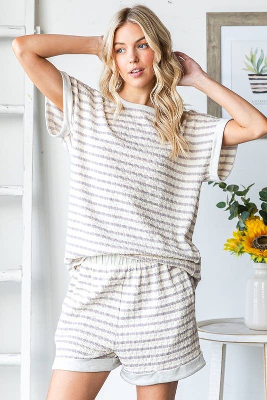 EP6844-10 JACQUARD STRIPE CASUAL SHORT PANT