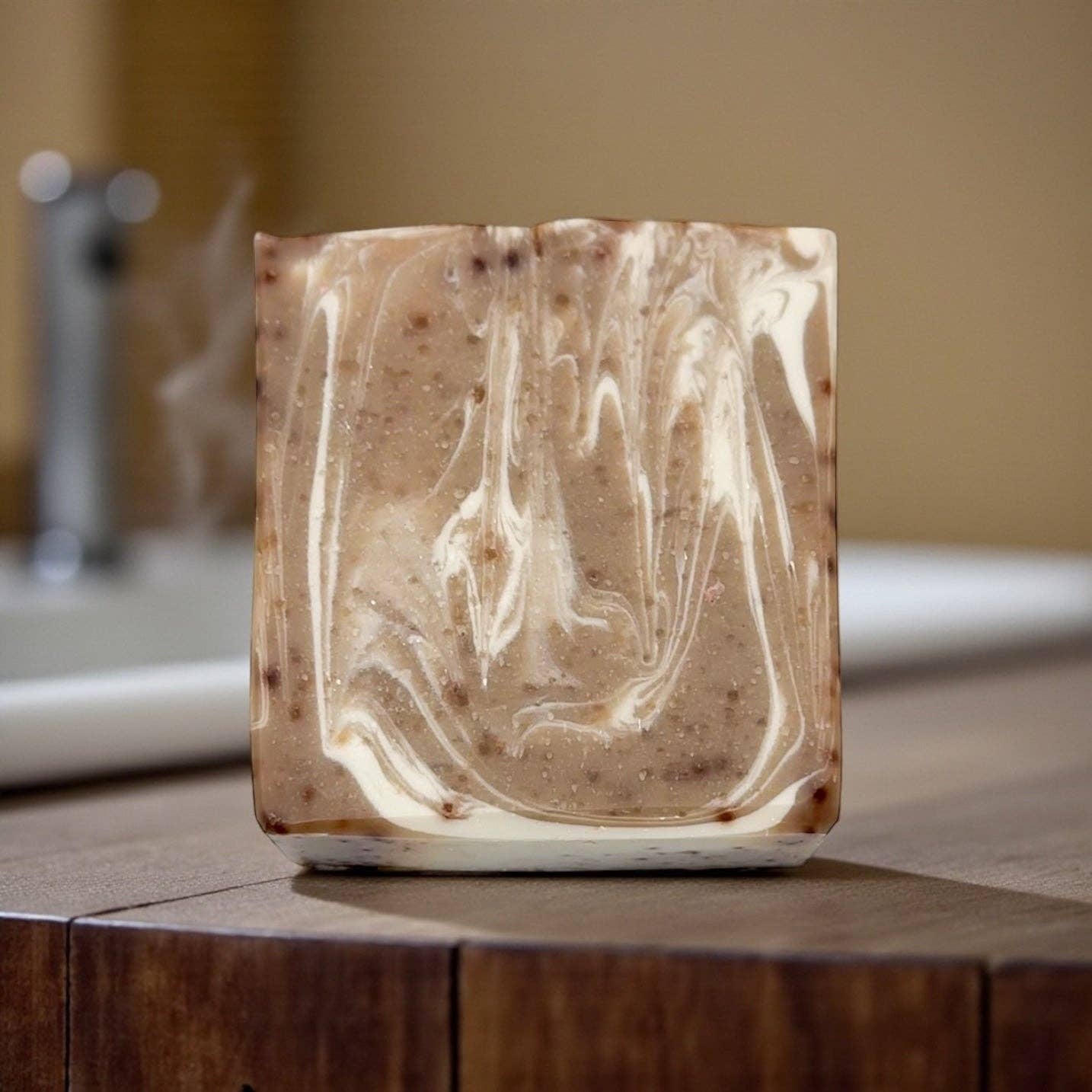 Cashmere Cloud – Warm Vanilla & Sandalwood Scented Tallow Bar Soap
